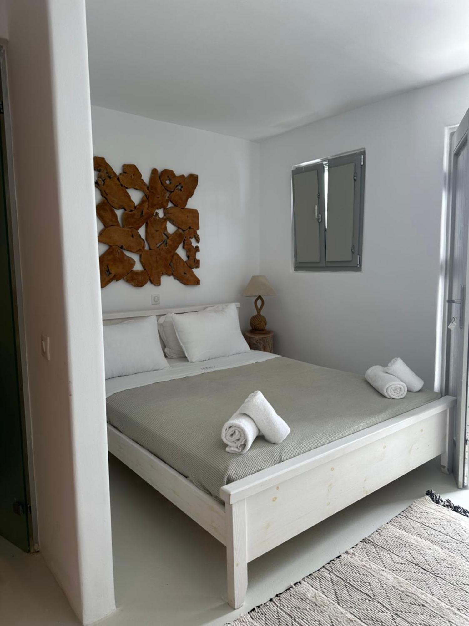 Trinity Mykonos - Beachfront Villa プラティス・ヤロス エクステリア 写真