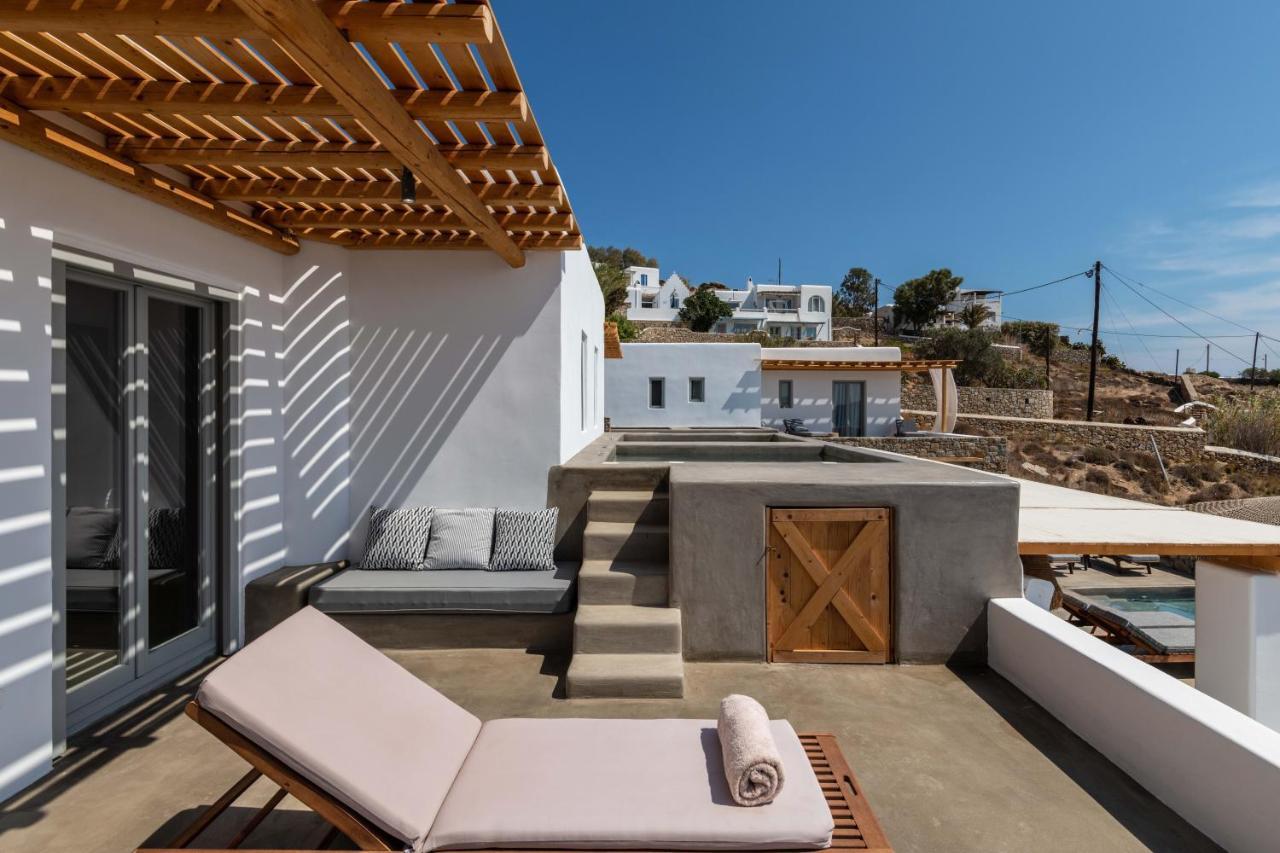 Trinity Mykonos - Beachfront Villa プラティス・ヤロス エクステリア 写真